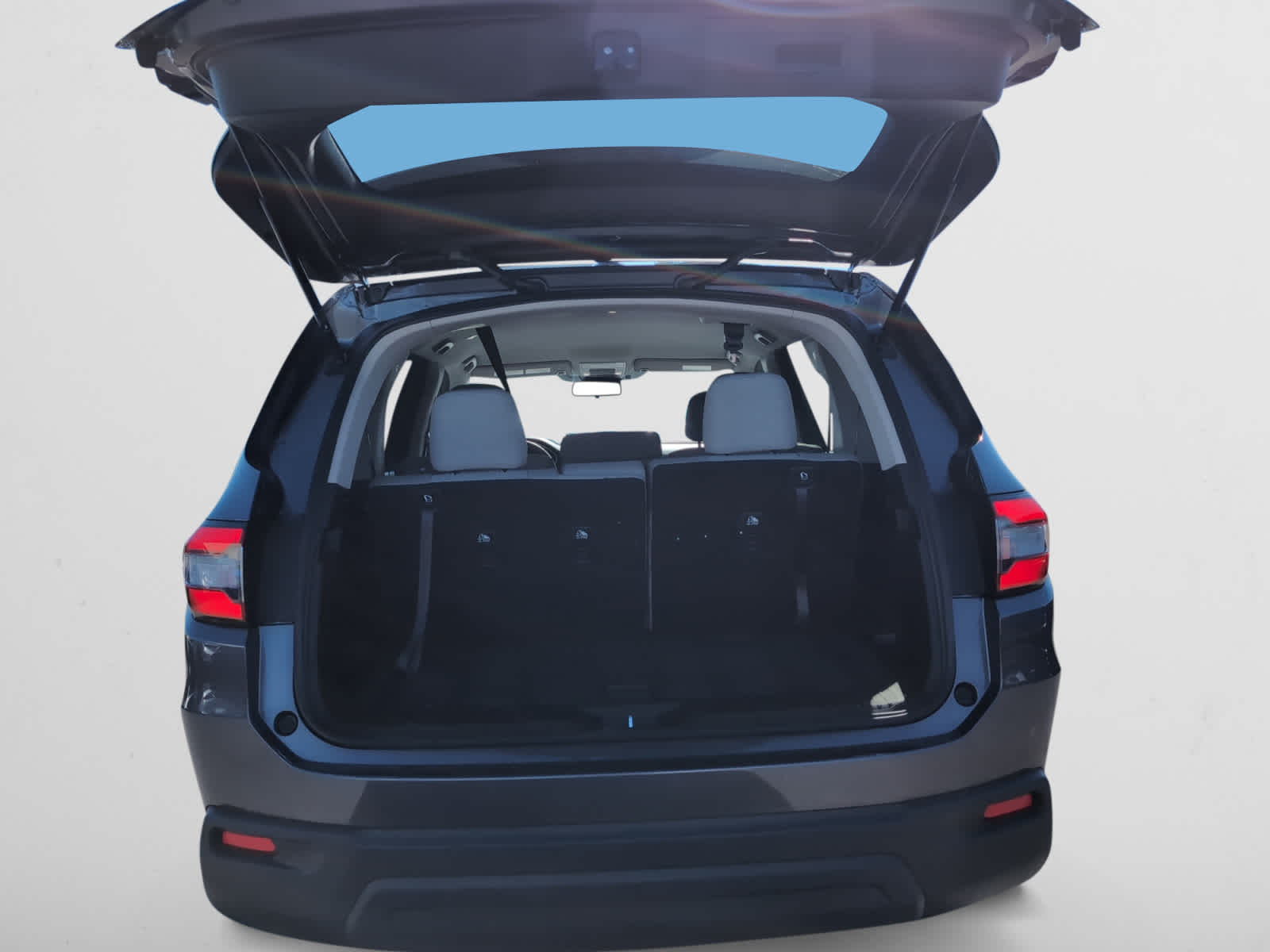 2023 Honda Pilot LX photo 3