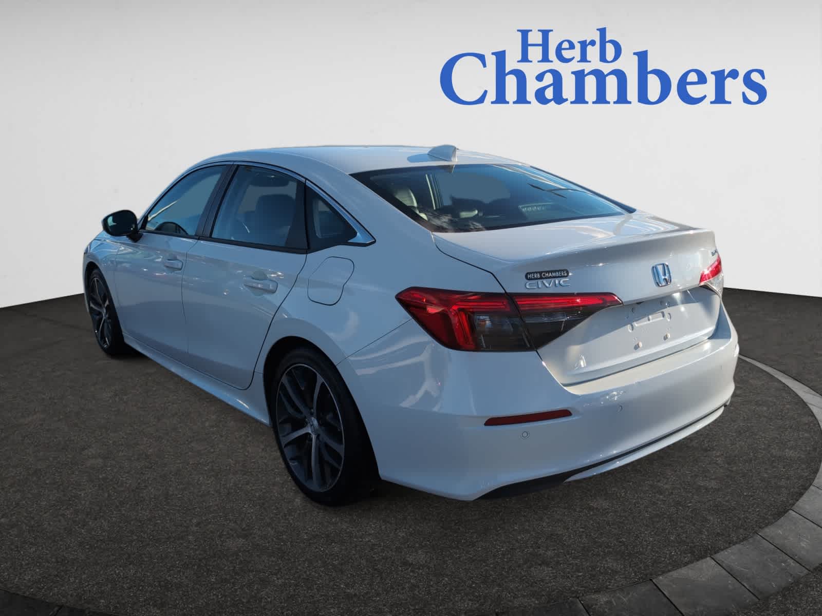 2024 Honda Civic Touring photo 2