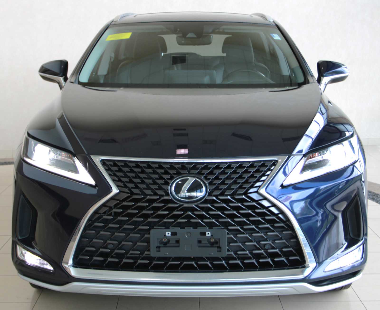 2022 Lexus RX 350L AWD photo 2