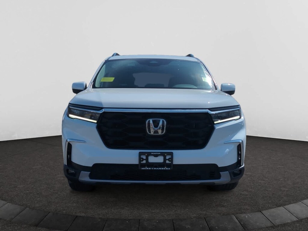 New 2025 Honda Pilot Touring SUV
