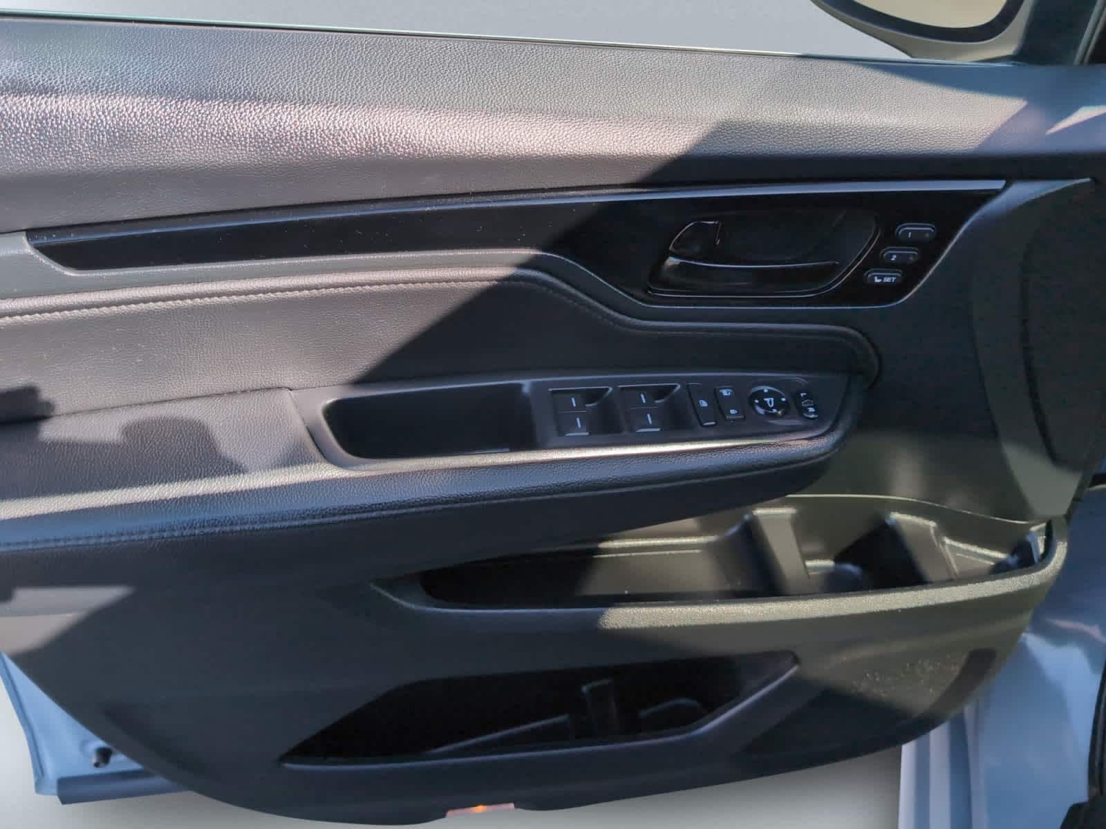 used 2023 Honda Odyssey car, priced at $36,248