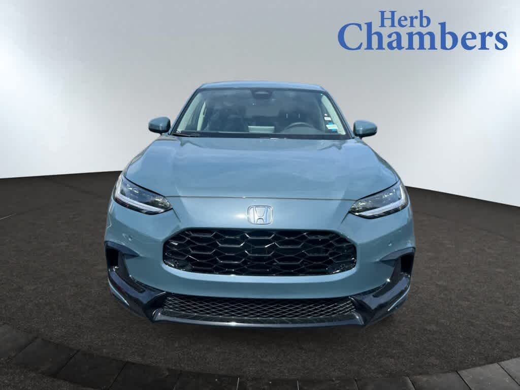 2026 Honda HR-V EX-L photo 2