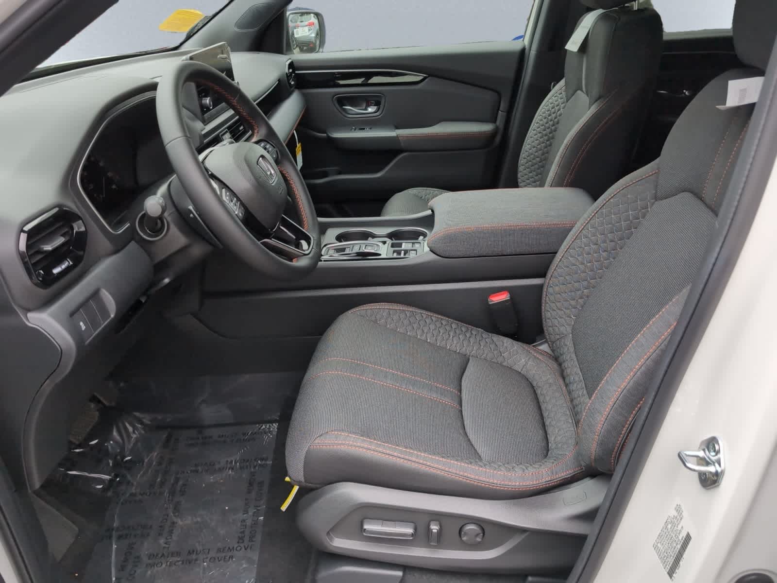 new 2025 Honda Pilot car, priced at $44,250