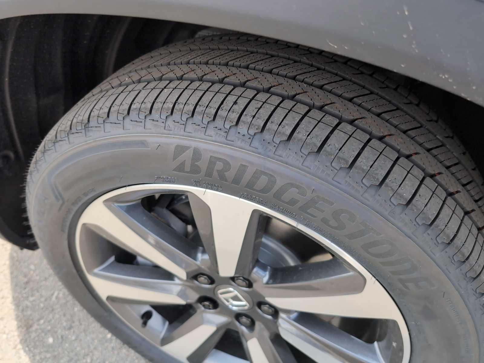 new 2025 Honda Pilot car, priced at $53,405