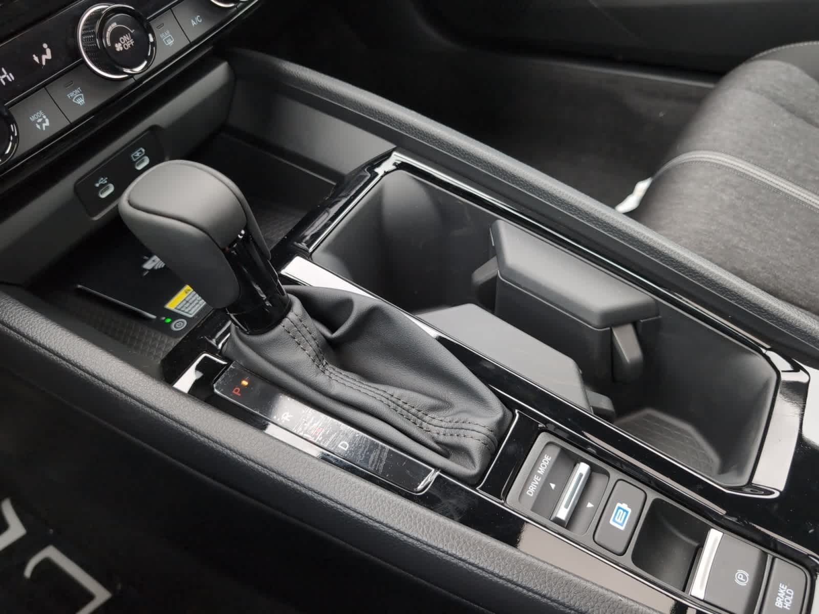 new 2025 Honda Accord Hybrid car, priced at $35,305