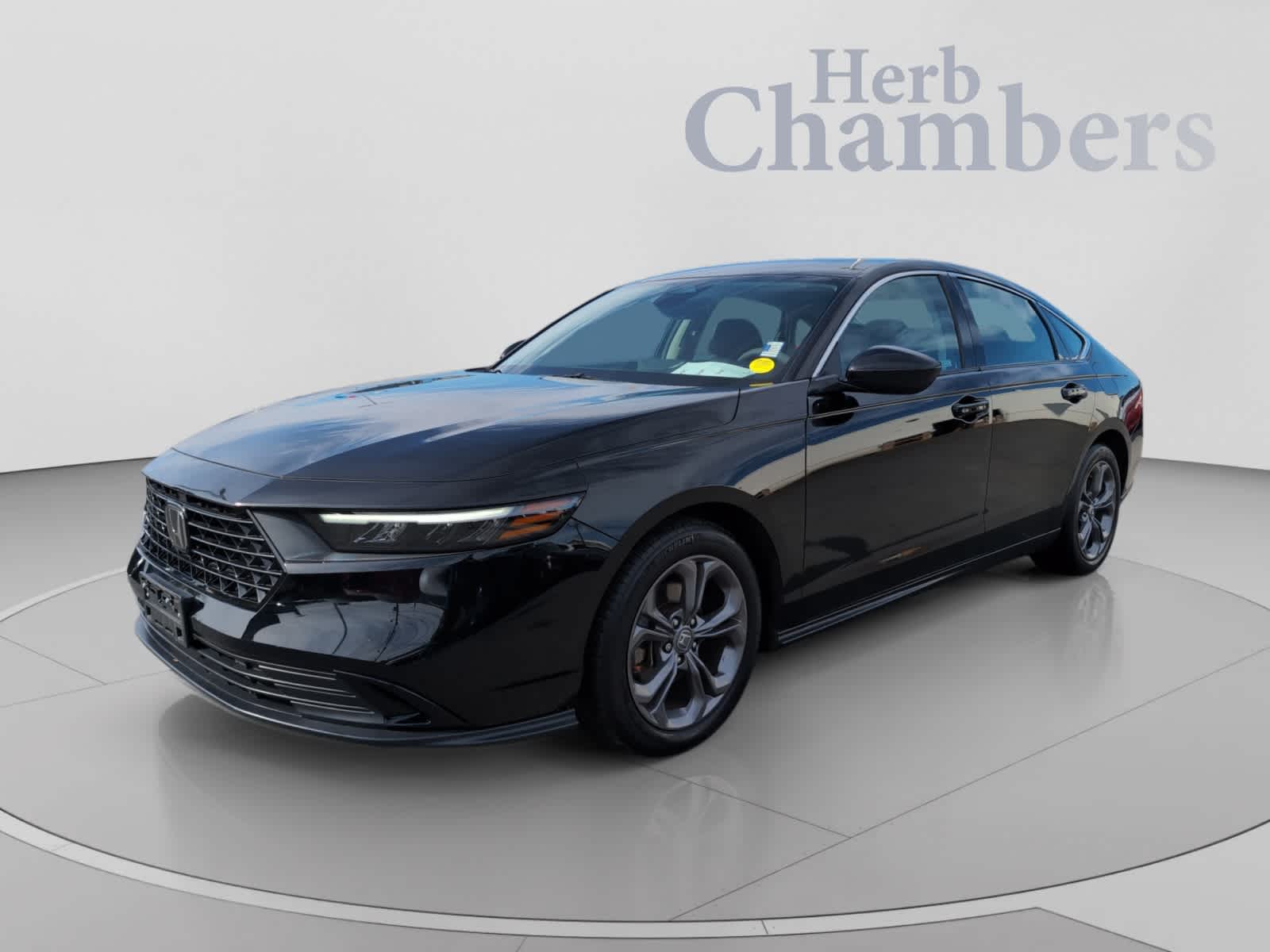 Used 2024 Honda Accord EX Sedan