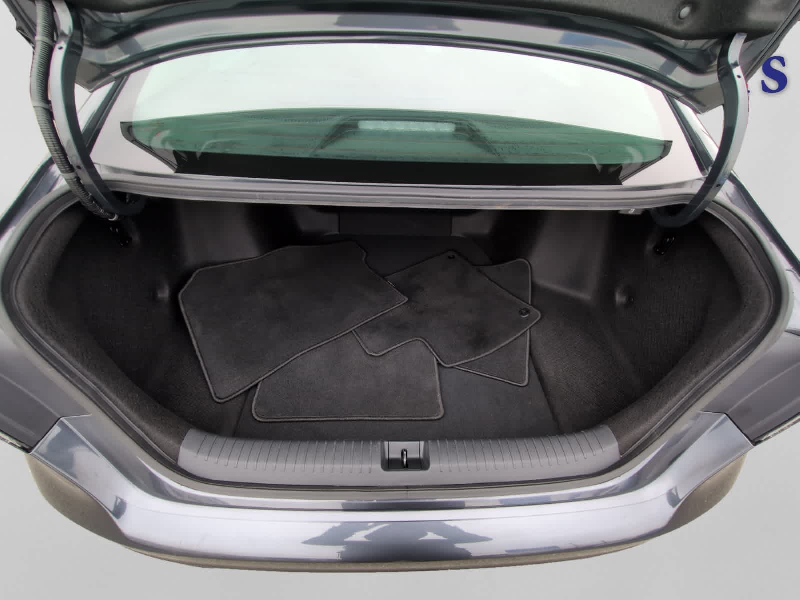 2024 Honda Accord LX photo 2