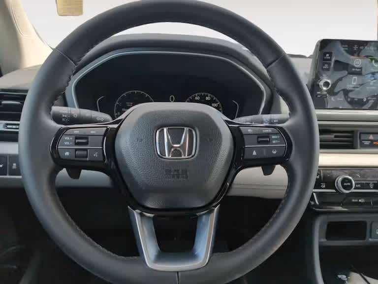 new 2025 Honda Pilot car, priced at $47,825