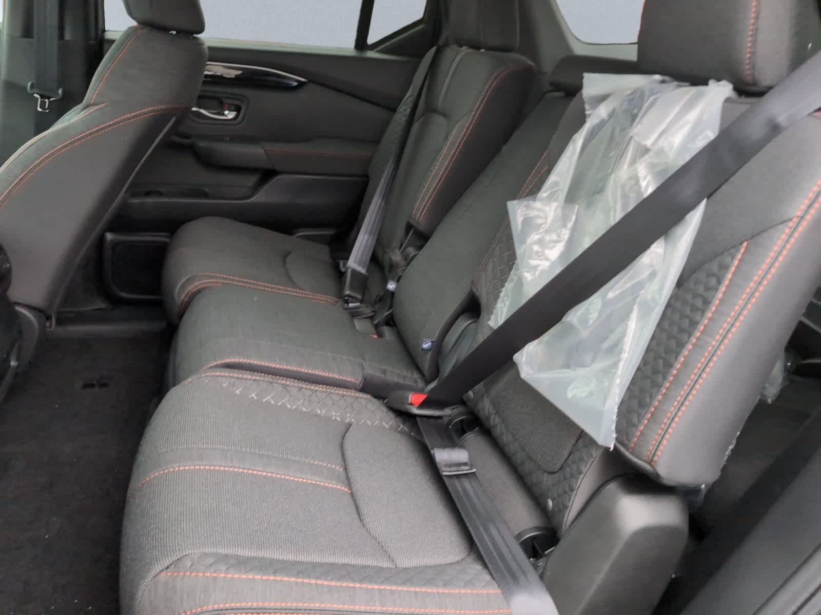 new 2025 Honda Pilot car, priced at $43,795