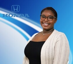 Staff member Nasirha Andrade from ID_a824df