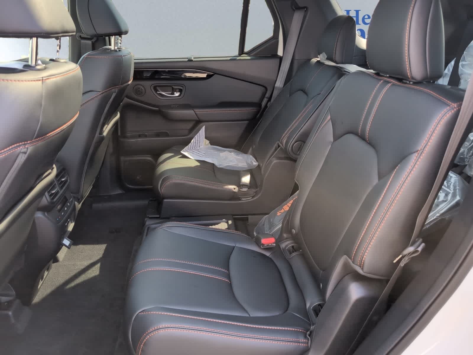 new 2025 Honda Pilot car, priced at $51,350