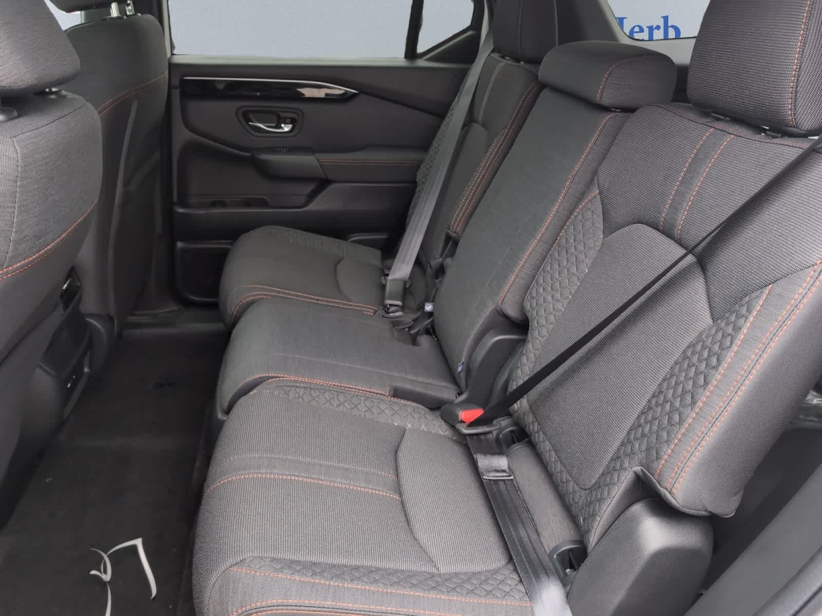 new 2025 Honda Pilot car, priced at $44,250