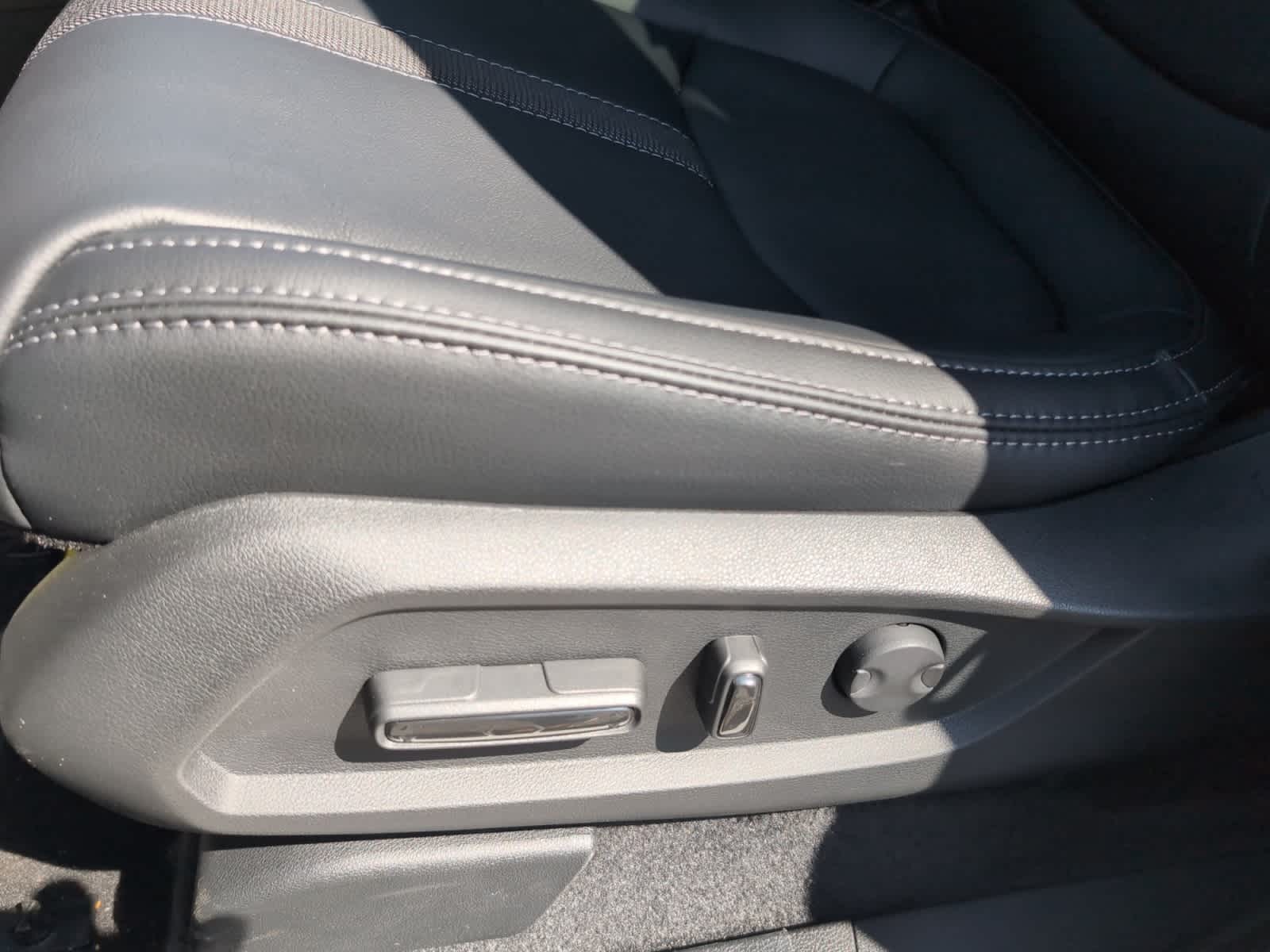 new 2025 Honda Pilot car, priced at $51,550