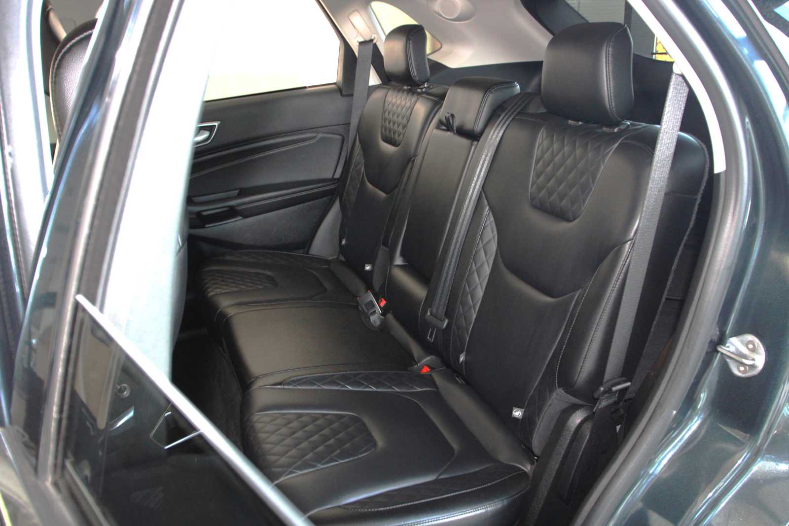 used 2024 Ford Edge car, priced at $23,998