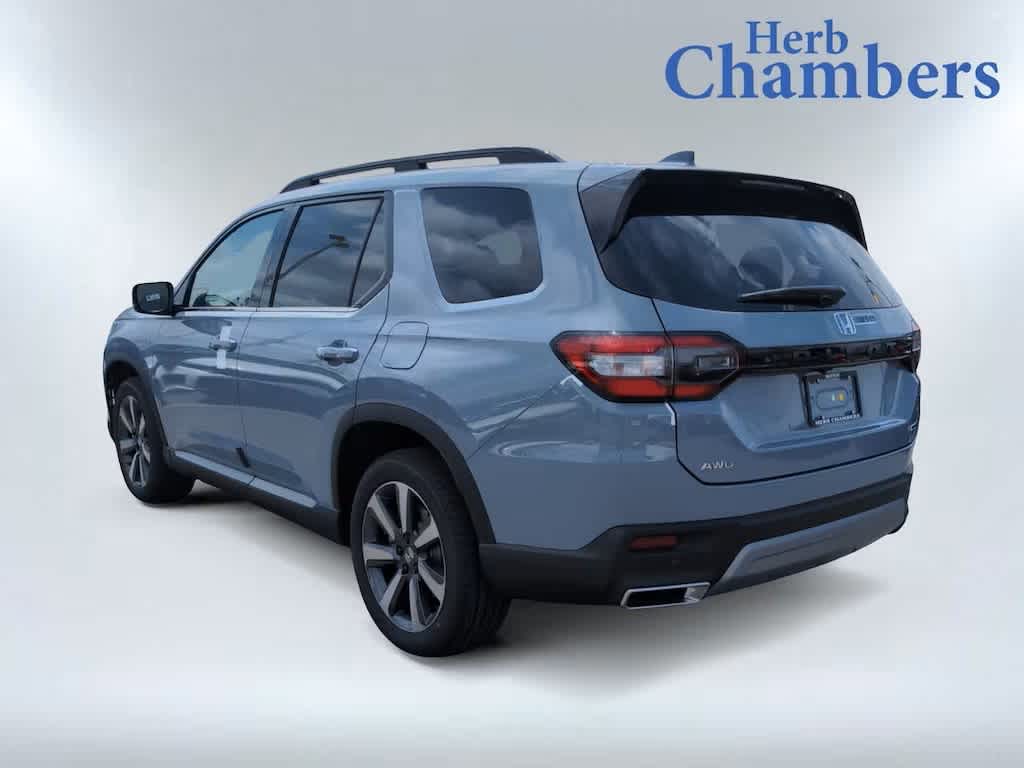 new 2025 Honda Pilot car, priced at $53,450