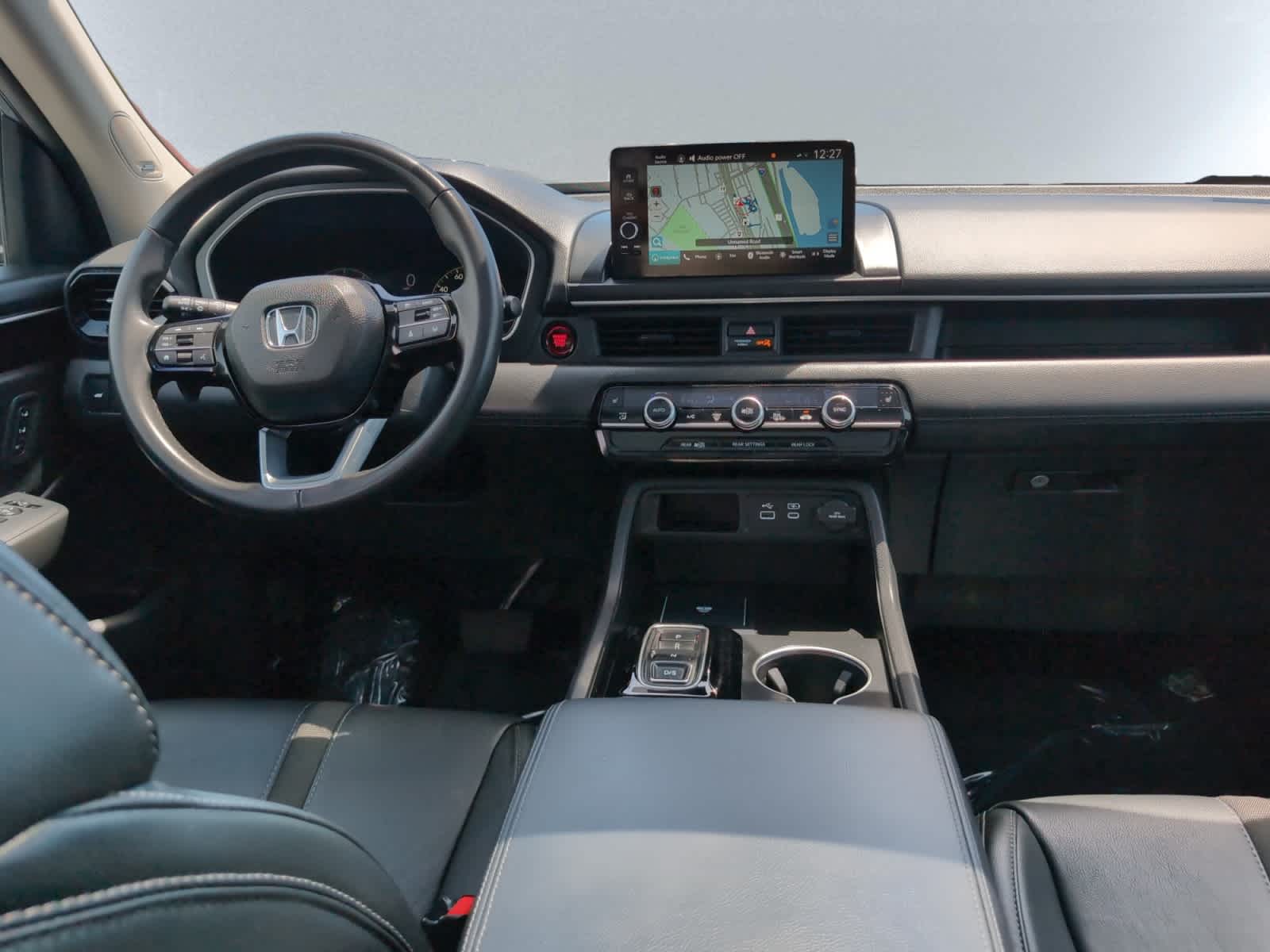 used 2025 Honda Pilot car, priced at $44,420