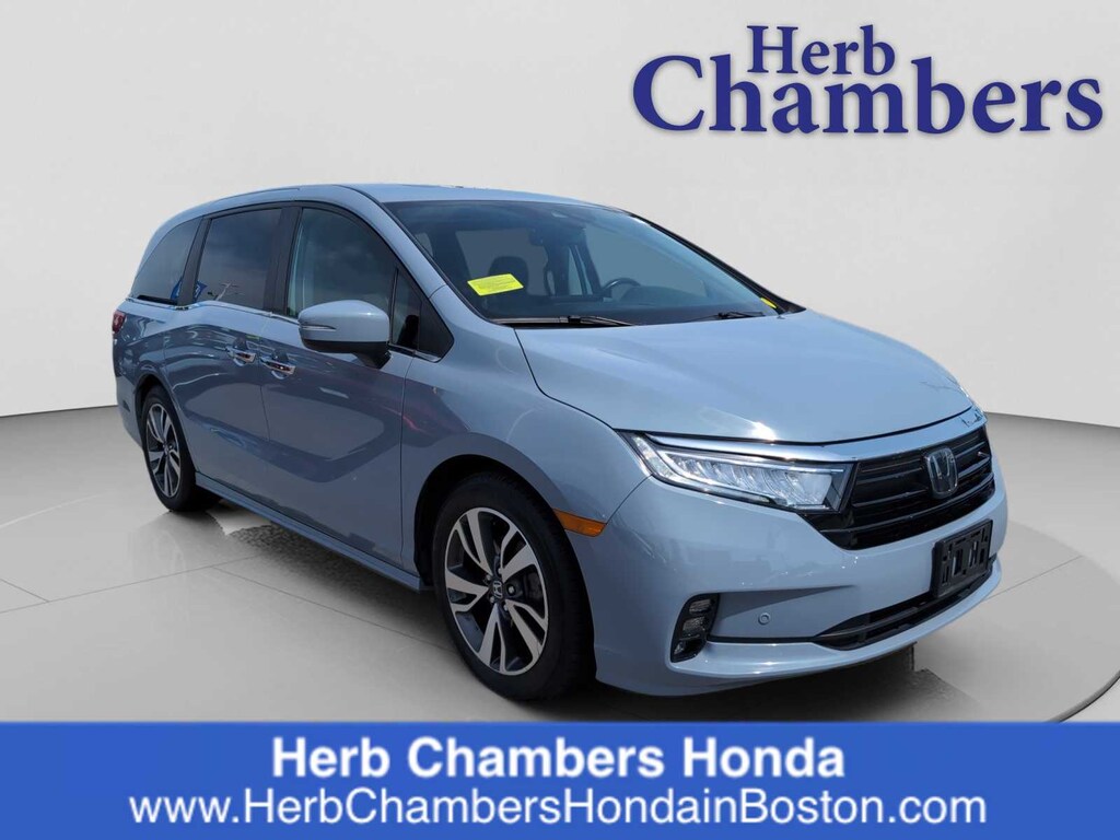 Used 2023 Honda Odyssey Touring Van