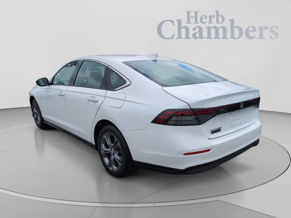 Used 2024 Honda Accord EX Sedan
