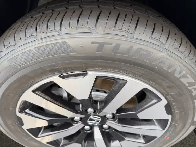 new 2026 Honda Odyssey car, priced at $44,290