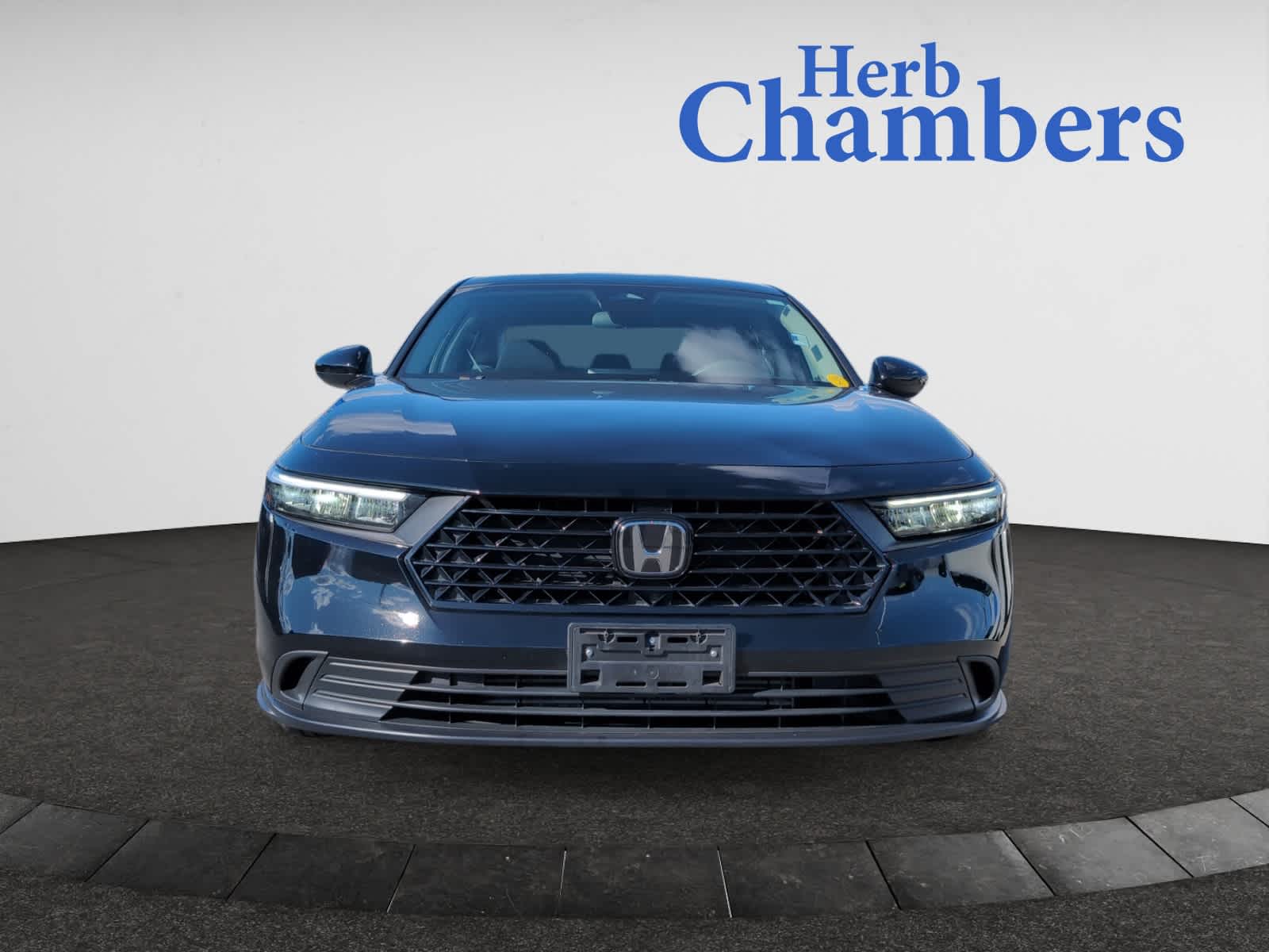 2023 Honda Accord LX photo 2