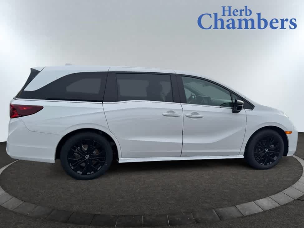 new 2026 Honda Odyssey car, priced at $45,845