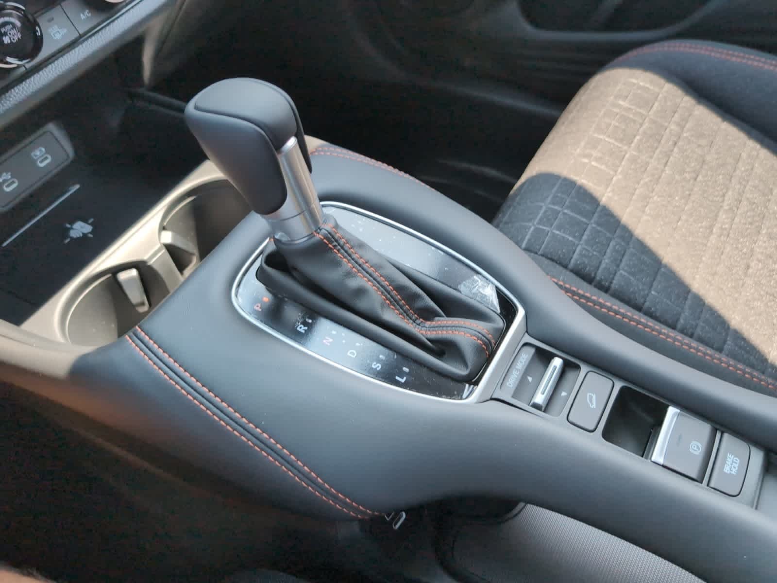 2027 Honda HR-V Sport - Photo 15