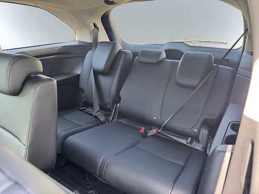 new 2026 Honda Odyssey car, priced at $44,290