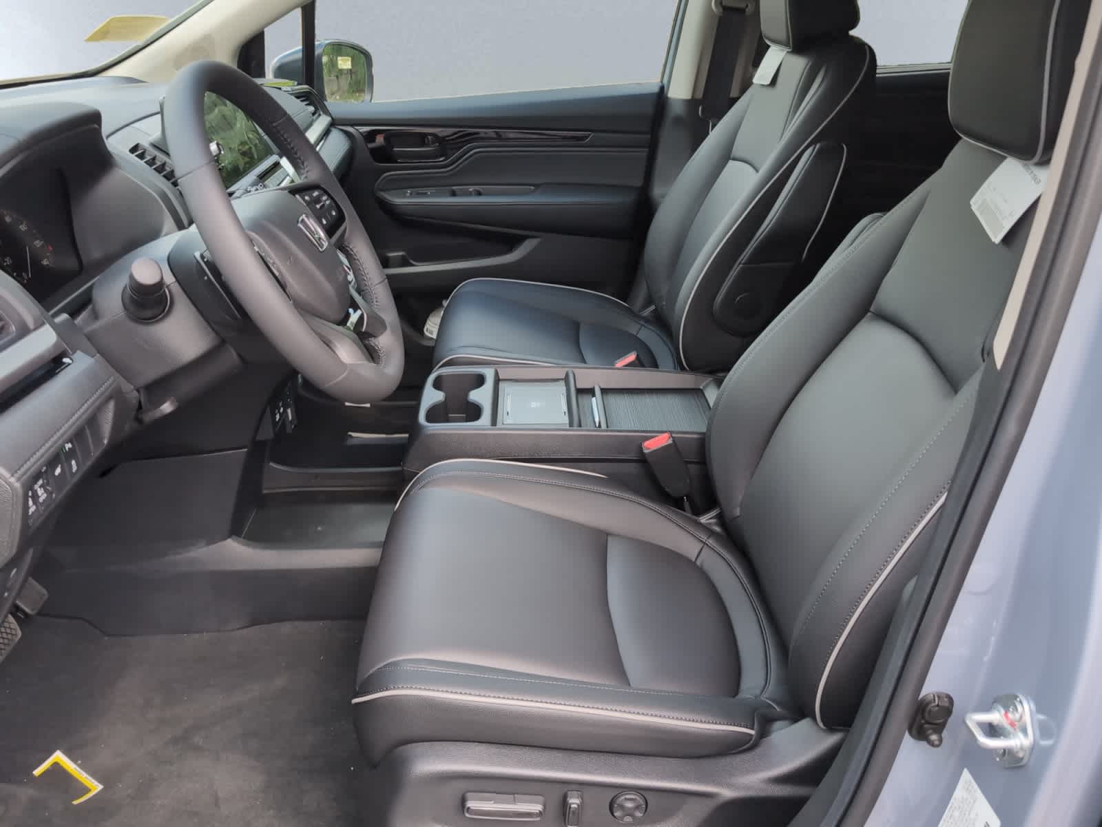 new 2026 Honda Odyssey car, priced at $49,995