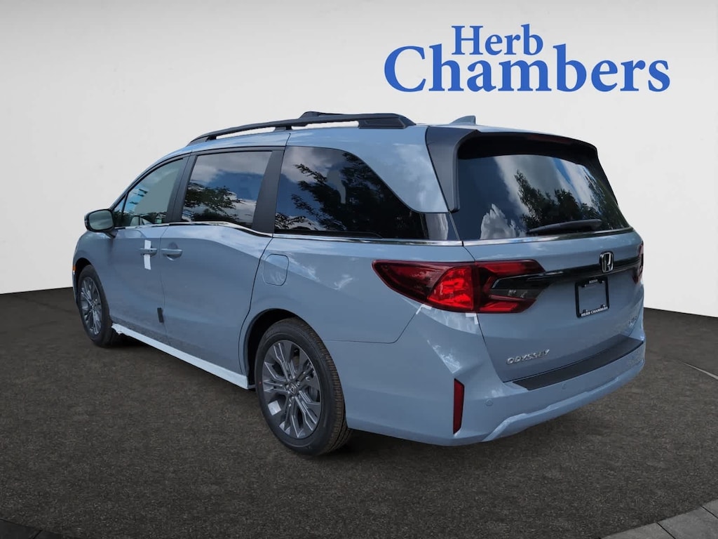 New 2026 Honda Odyssey Touring Van Passenger
