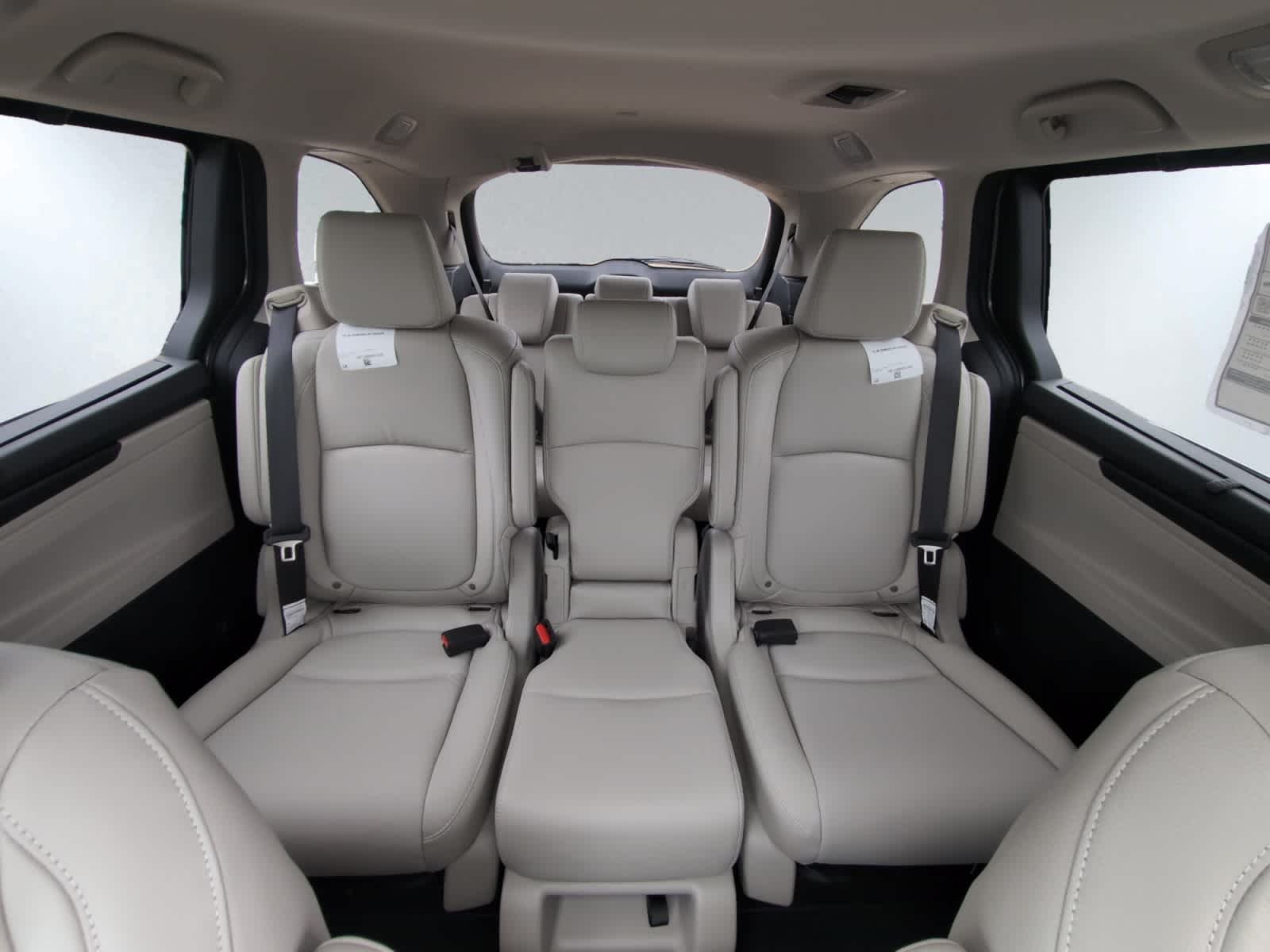 new 2026 Honda Odyssey car, priced at $44,290