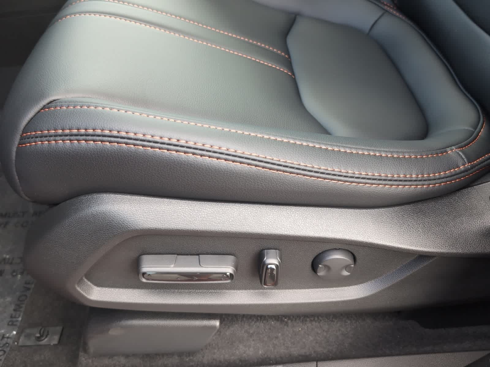 new 2025 Honda Pilot car, priced at $51,350