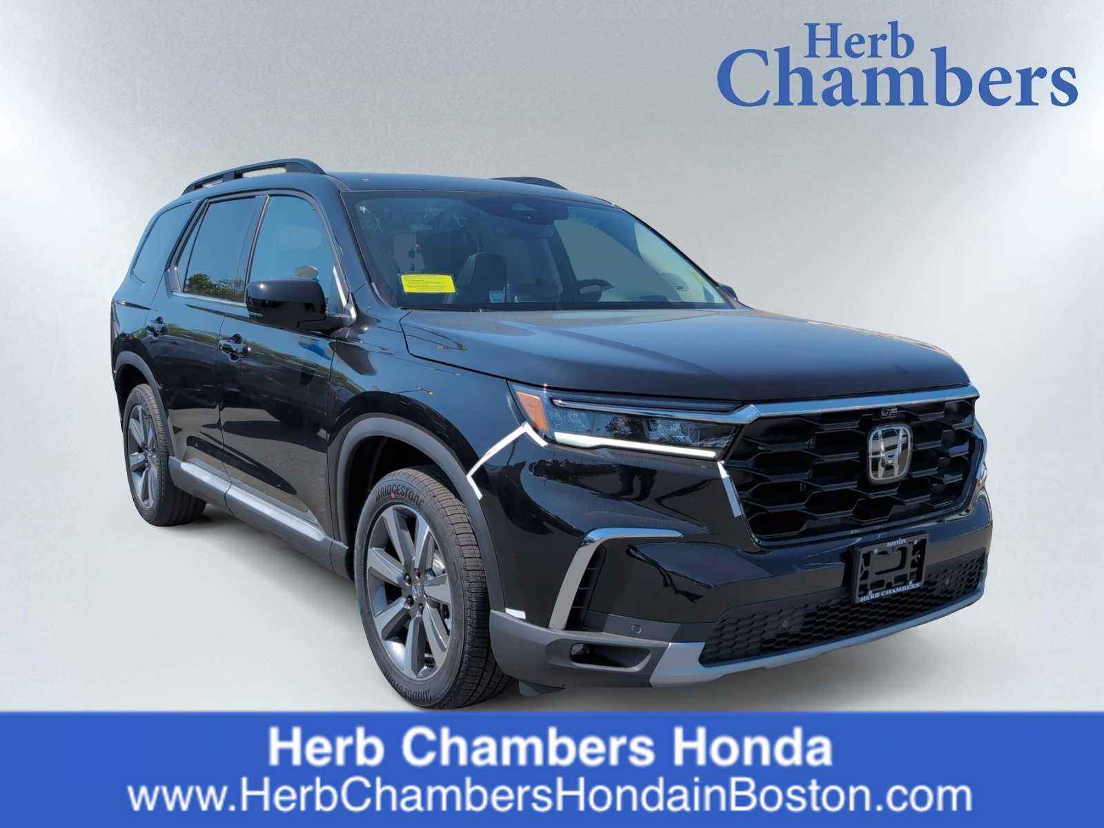 2025 Honda Pilot Elite's photo