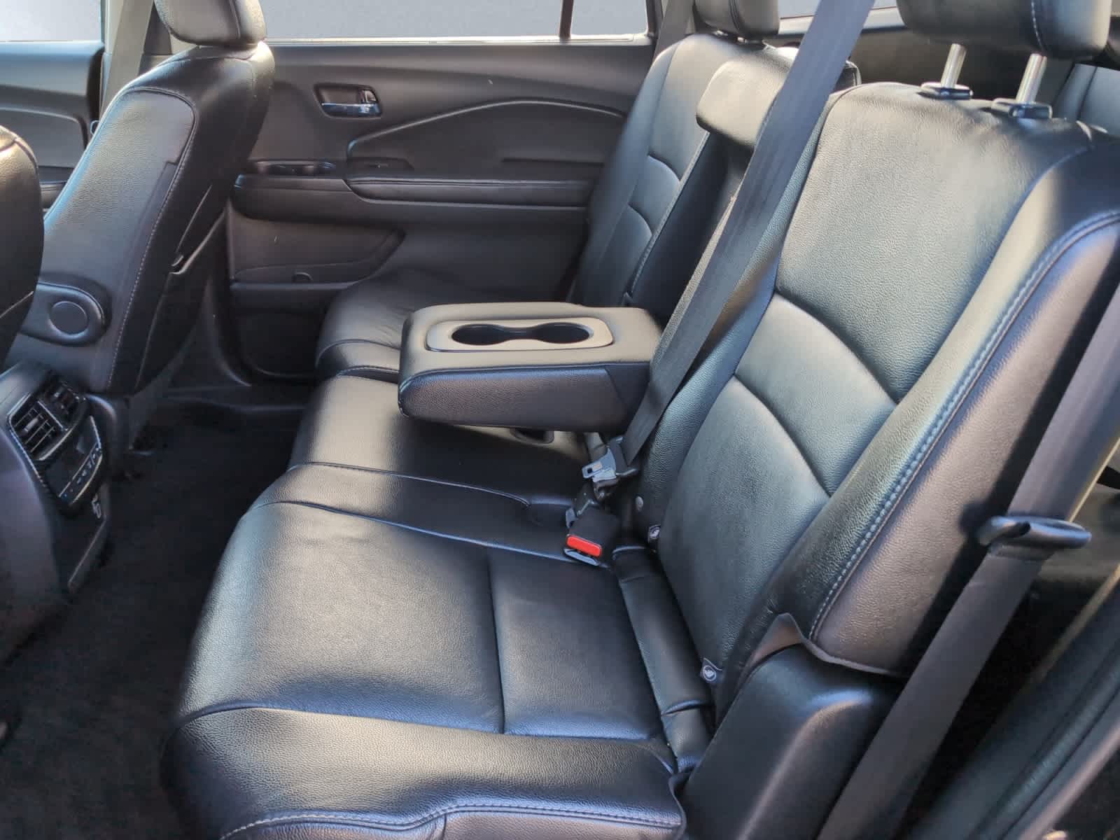 used 2021 Honda Pilot car, priced at $24,498