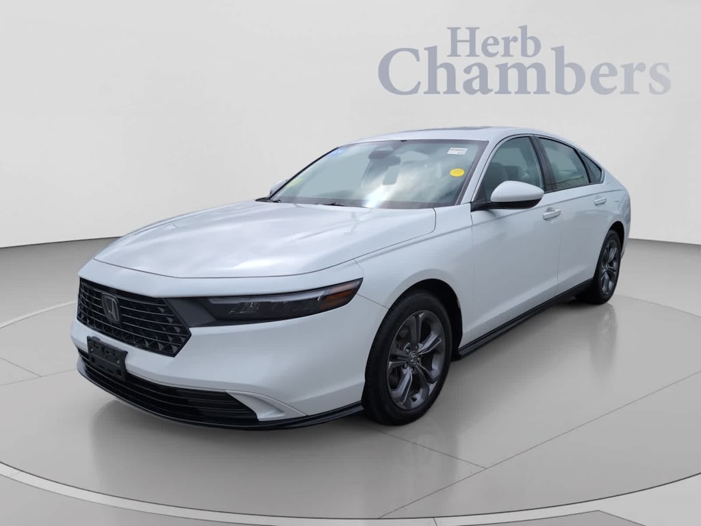 Used 2024 Honda Accord EX Sedan