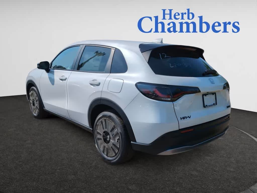 2026 Honda HR-V Sport photo 3