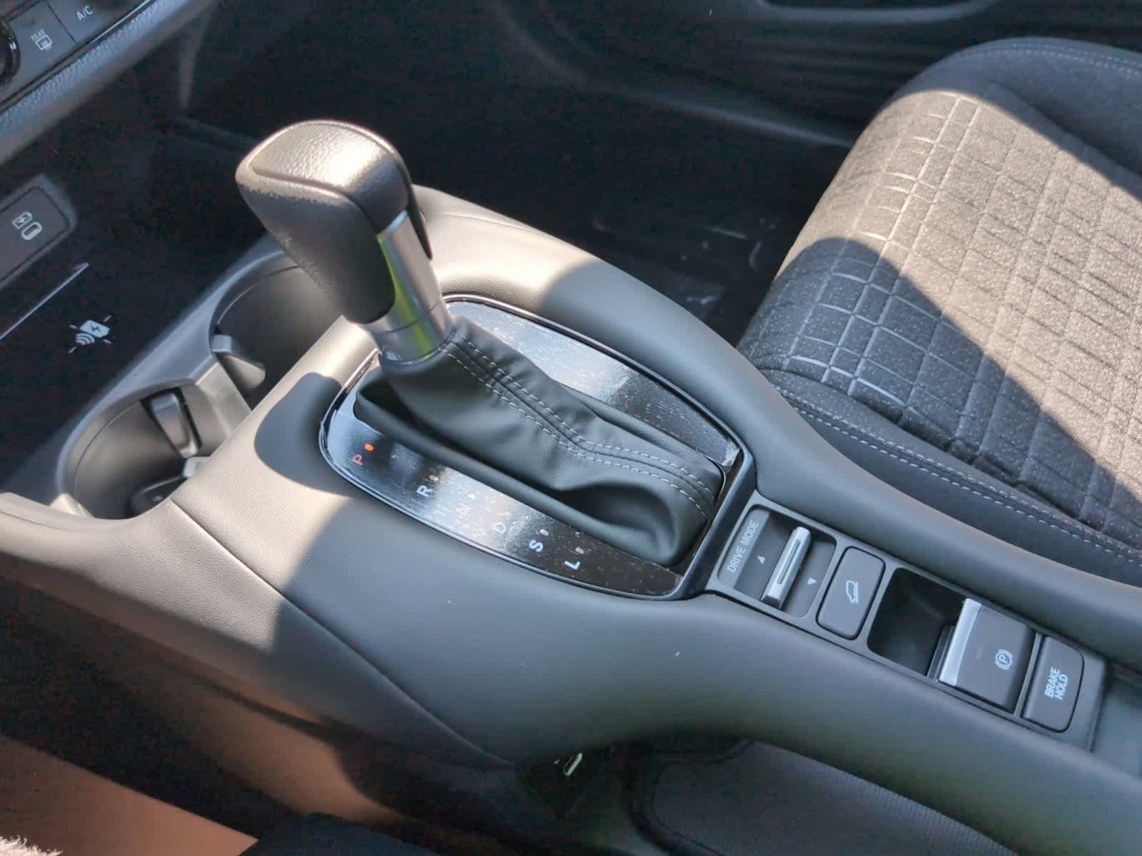 new 2027 Honda HR-V car, priced at $28,050
