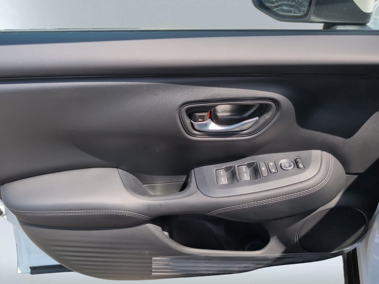 2027 Honda HR-V EX-L - Photo 14