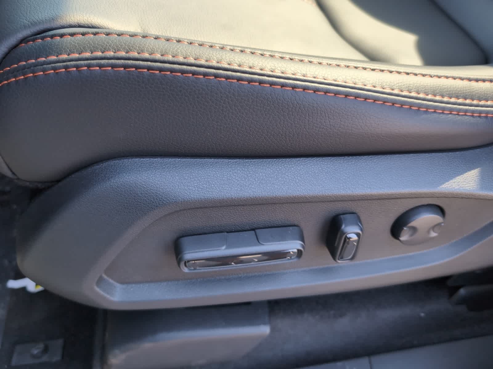 new 2025 Honda Pilot car, priced at $51,350