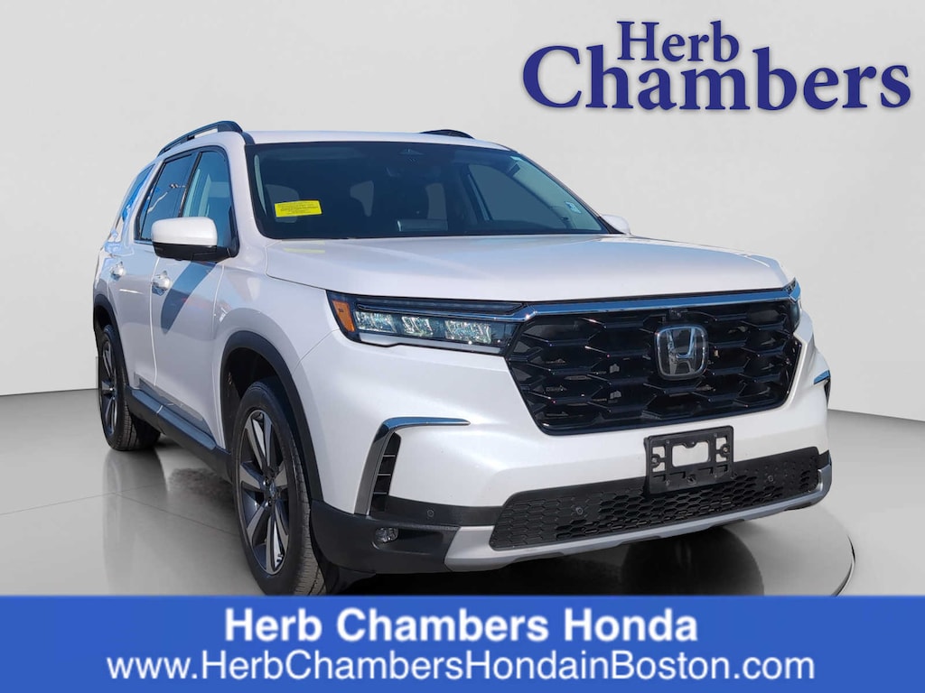 Used 2023 Honda Pilot Elite SUV