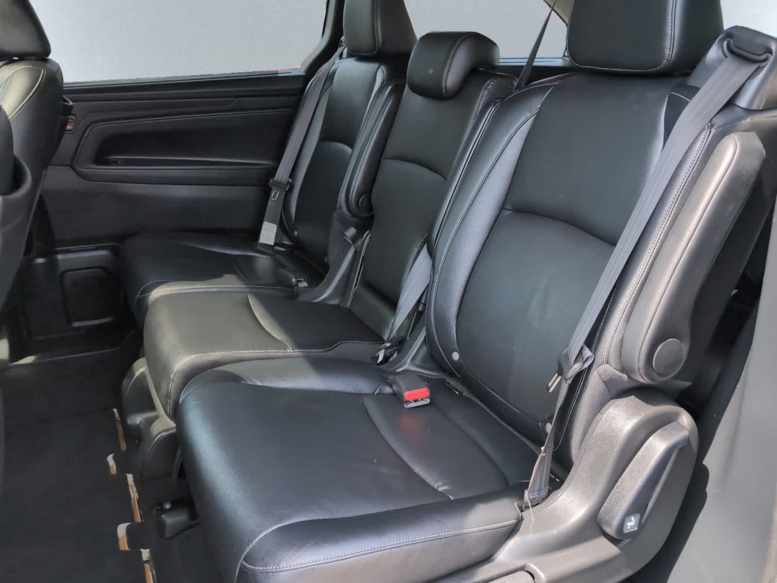 2023 Honda Odyssey Touring - Photo 18