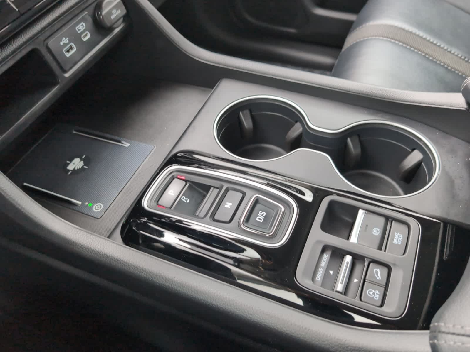 used 2025 Honda Pilot car, priced at $41,250