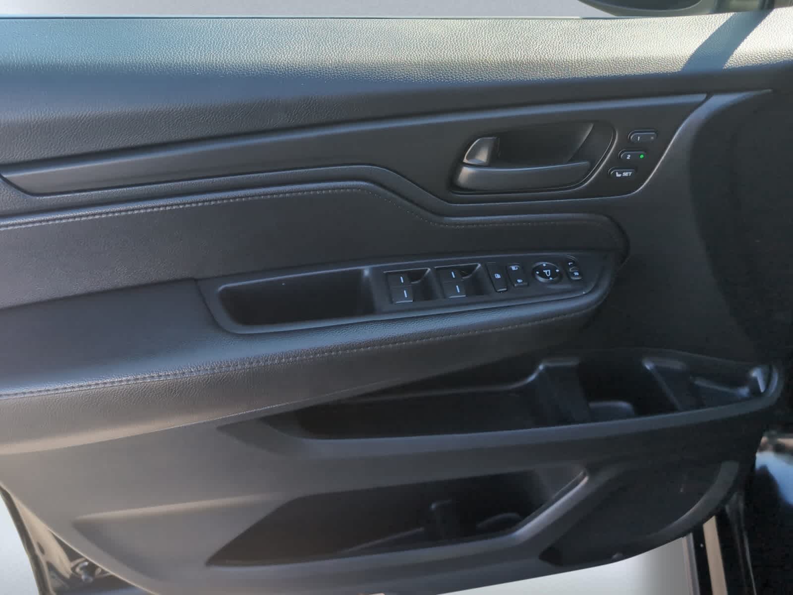 used 2024 Honda Odyssey car, priced at $33,998