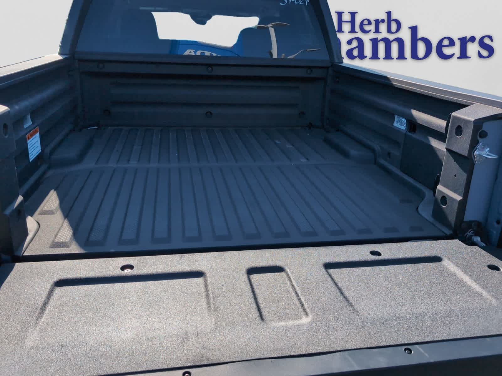 2025 Honda Ridgeline Sport - Photo 24