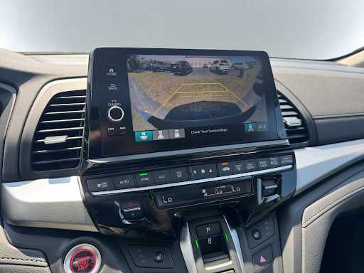 new 2026 Honda Odyssey car, priced at $44,290