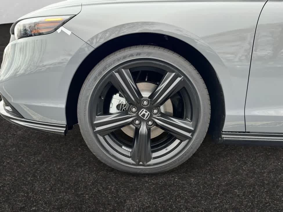 new 2025 Honda Accord Hybrid car, priced at $37,025