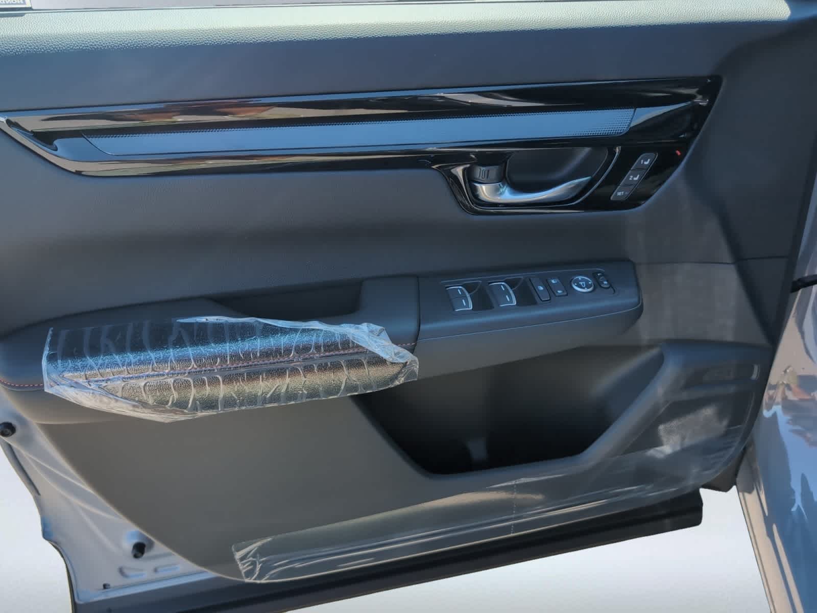 new 2026 Honda CR-V Hybrid car, priced at $44,455
