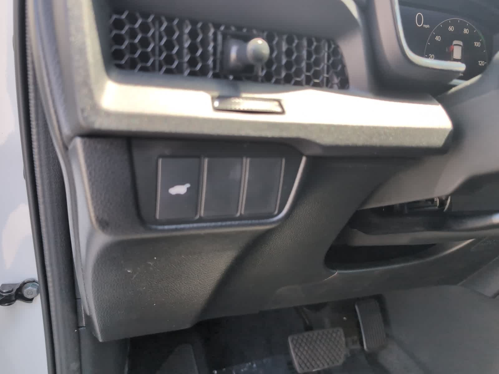 new 2026 Honda CR-V Hybrid car, priced at $41,675