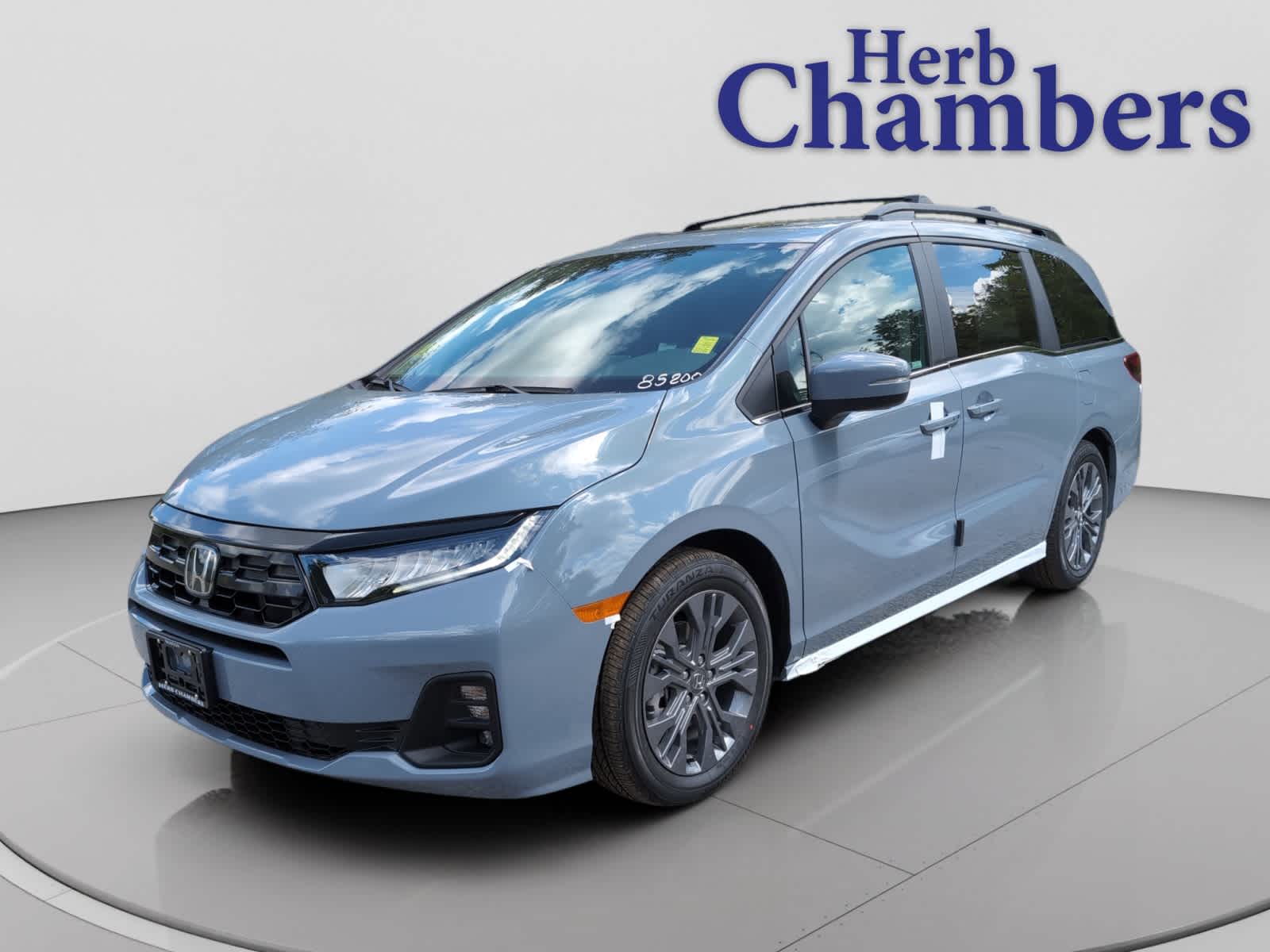 new 2026 Honda Odyssey car, priced at $49,995