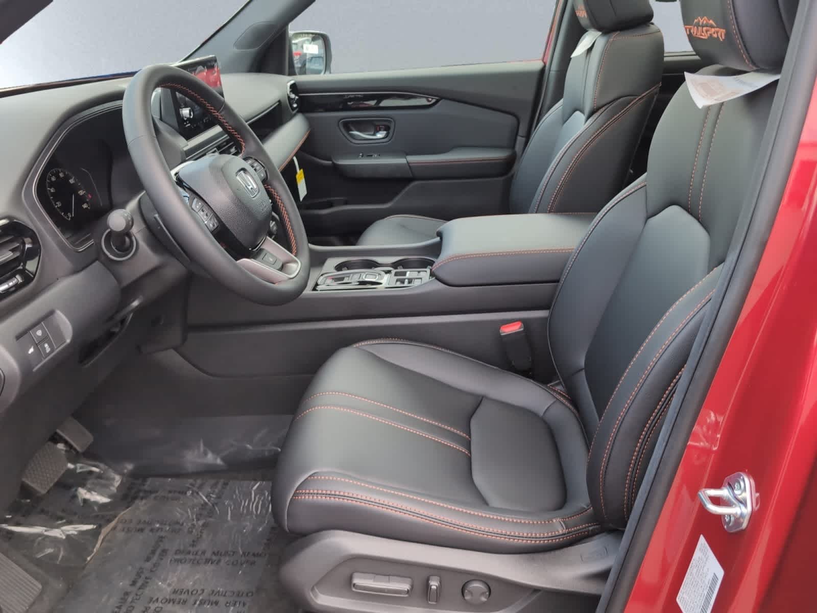 new 2025 Honda Pilot car, priced at $51,350