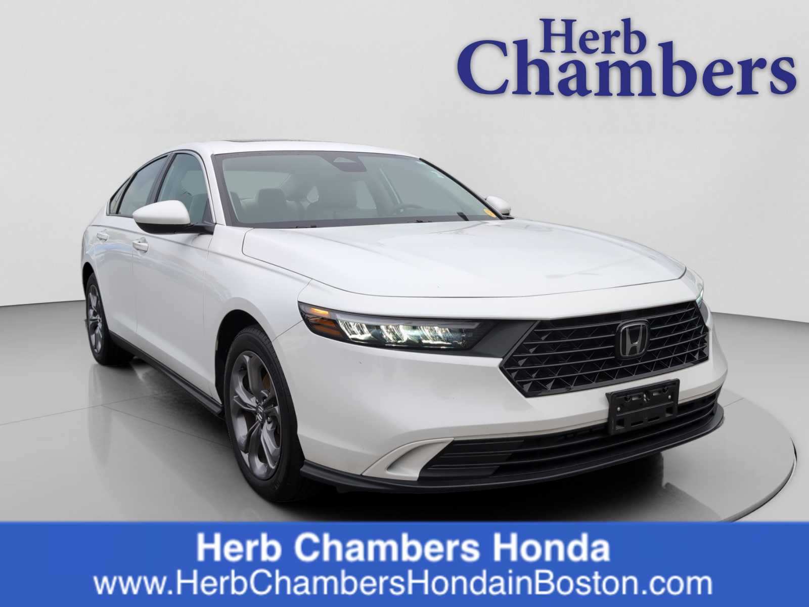 2024 Honda Accord EX's photo